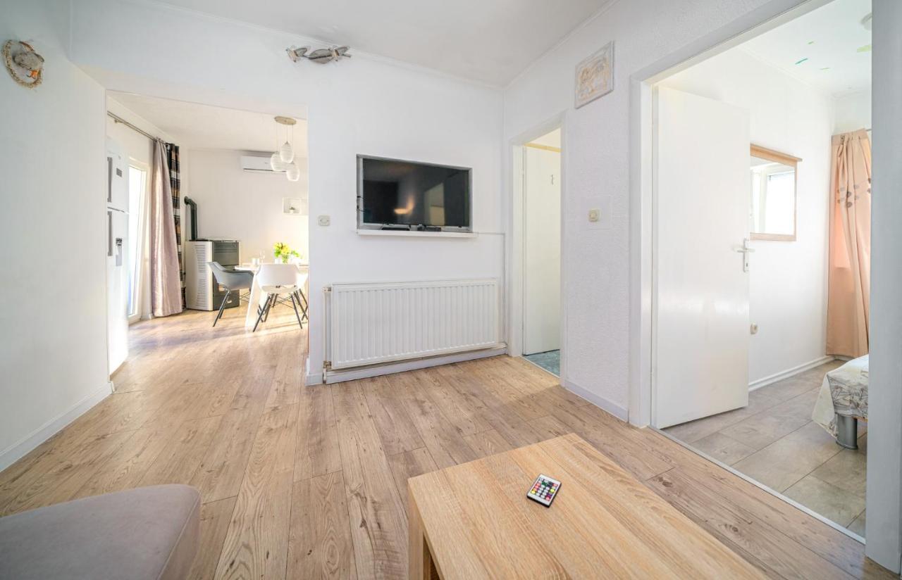 Apartmani Gabriella Βόντιτσε Εξωτερικό φωτογραφία